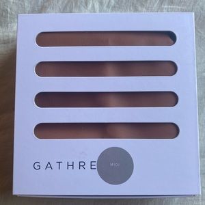 NWT GATHRE MIDI mat in GINGER, never used